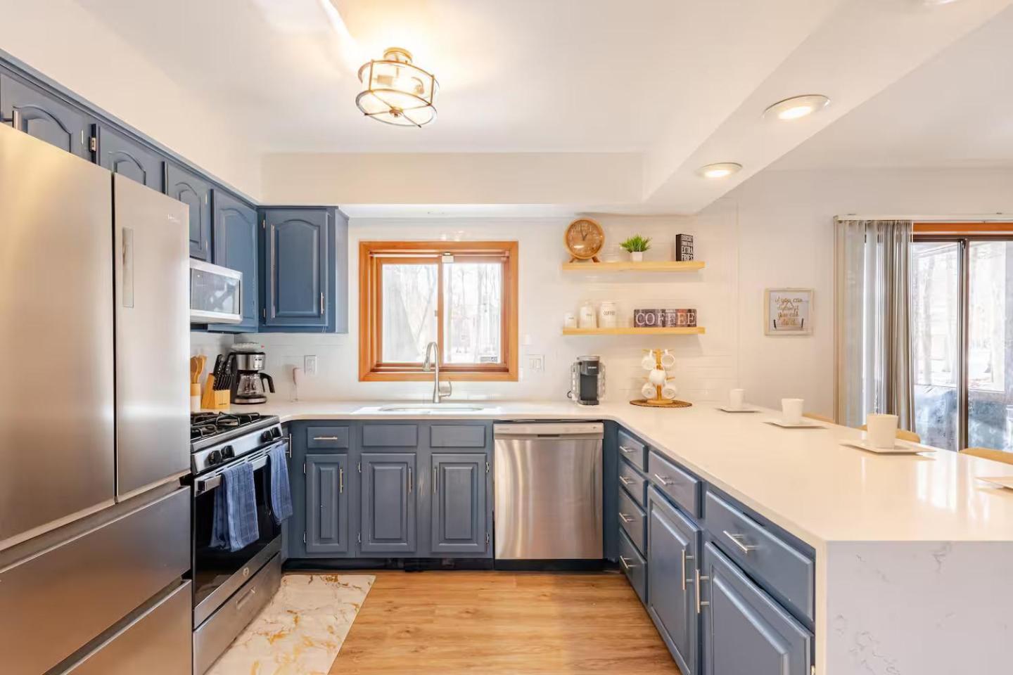 Cozy Cabin At Poconos With Hot Tub And Fire Pit East Stroudsburg Εξωτερικό φωτογραφία